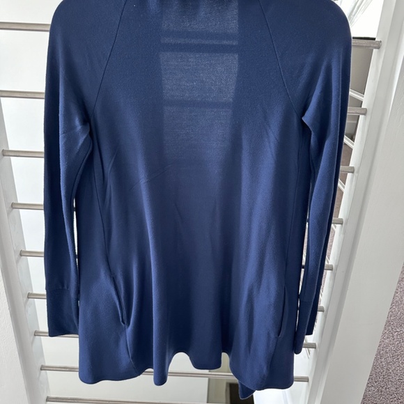 Lilly Pulitzer Elyssa Wrap Knit Cardigan Sweater Navy XXS - Picture 9 of 9